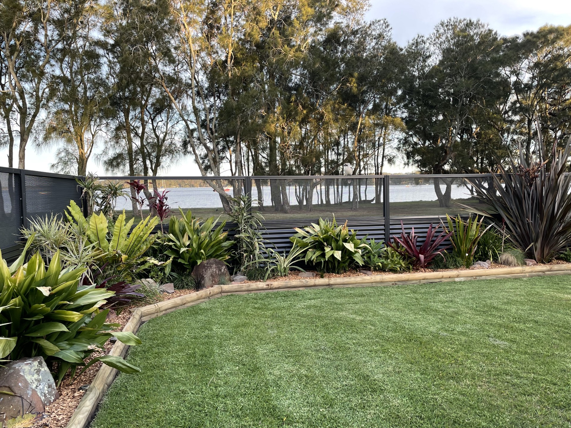 Textured Monument pool fencing, Tanilba Bay NSW